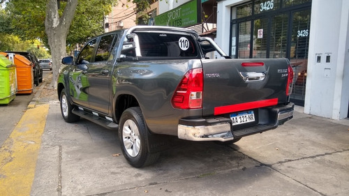 Toyota Hilux 2.8 Cd Srv Pack 177cv 4x2 2016