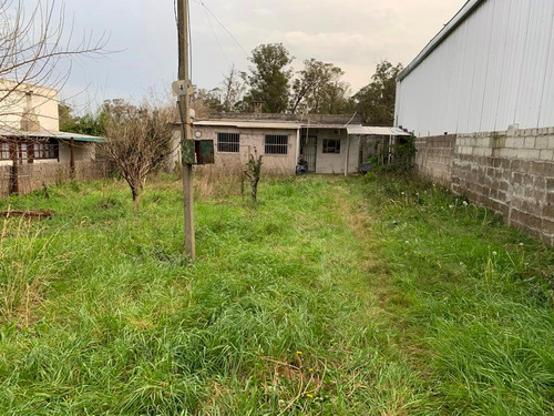 Terreno Con Mejoras En Las Piedras.