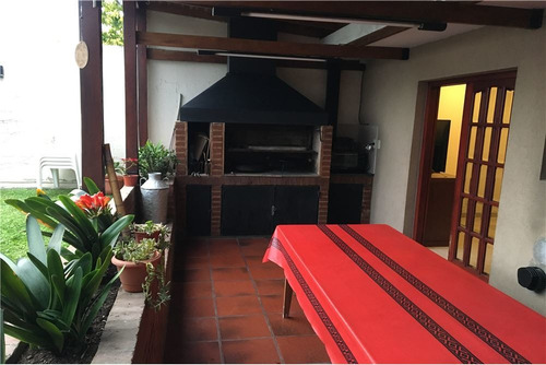 Imagen 7 de 20 de Casas En Venta 5 Dorm Parque Pileta Depto Indep-lp