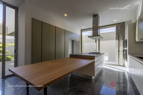 Casa De Lujo Nueva Puerta Las Lomas En Venta