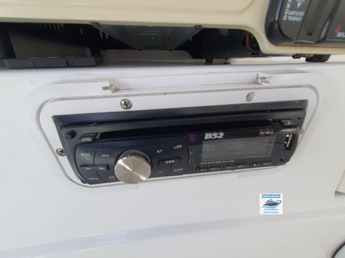 Imagen 18 de 25 de Lancha Naval Center 210 Cuddy Evinrude 135 Hp V6 Ecológico