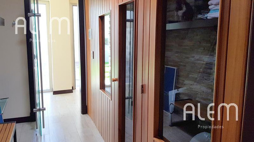 Casa En Venta En St. Thomas Canning | Triple Lote