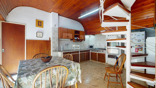 Casa En Venta En La Plata