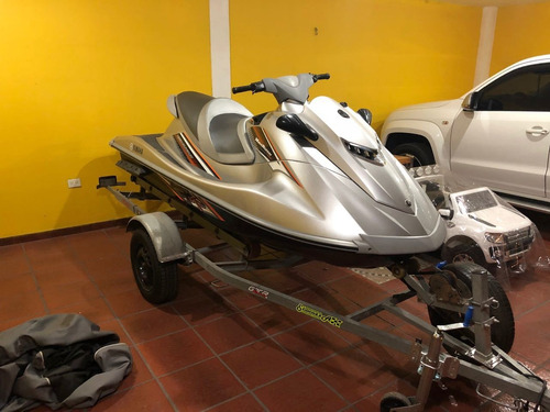 Moto De Agua Yamaha Vxr 1800 Aspirada 11 163h Inflable Regal