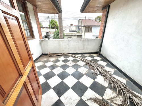 Casa Con Local En Venta De 5 Ambientes En Quilmes Oeste