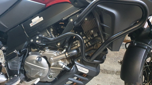 Suzuki Vstron 650xt