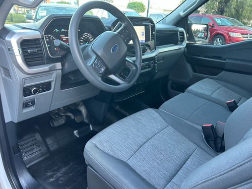 Ford F-150 4p XL Crew Cab 4x4 V6/3.3 Aut