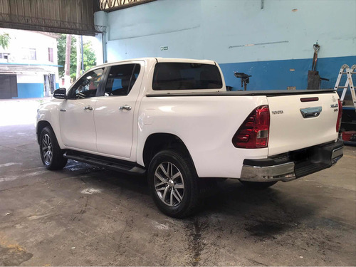 Toyota Hilux 2.8 Cd Srx 177cv 4x4 2016