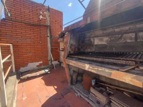 Imagen 8 de 28 de Venta Casa 6 Ambientes Con Cochera Patio Y Terraza
