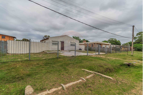 Casa 2 Dormitorios En Venta Pinar Norte Cn Terreno