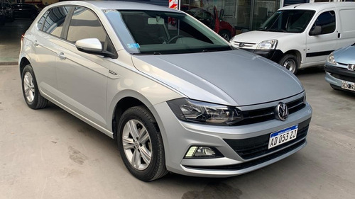 Imagen 4 de 10 de Volkswagen Polo 2018 1.6 Comfortline