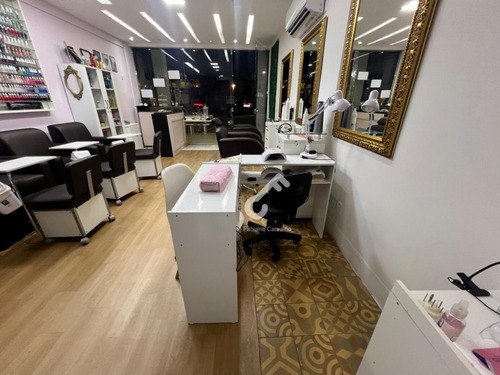 Salão De Beleza Completo (porteira Fechada) Em Funcionamento. Localizado No Shopping Canoas (em Frente Ao Camarão De Vilas). R$80.000,00