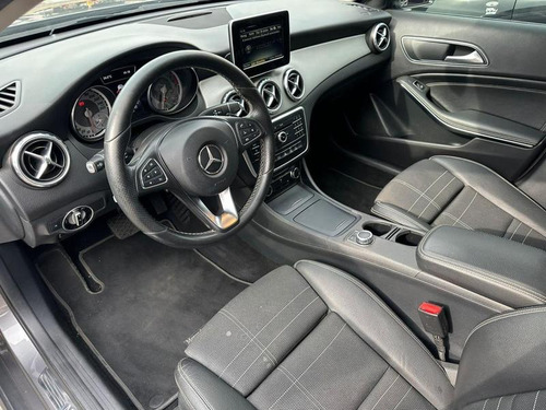 Mercedes-Benz Classe GLA Gla 200 Ff