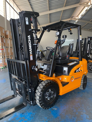 Empilhadeira Hangcha Diesel 2,5 Toneladas Triplex