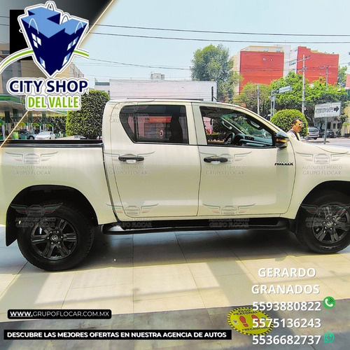 Toyota Hilux 2.7 Cabina Doble Sr Mt