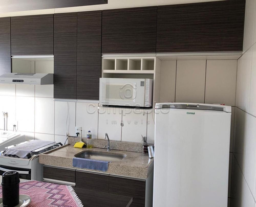 Imagem 4 de 10 de Apartamentos - Ref: V6157