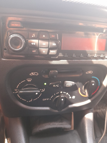 Peugeot 207 1.4 Active 75cv