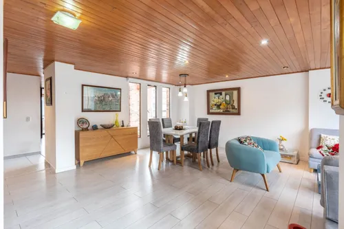 Apartamento En Venta En El Virrey. Cod V15762