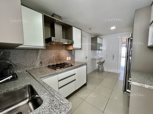 Imagen 10 de 17 de Venta Departamento Dos Dormitorios Primera Linea Punta Del Este - Punta Del Este Mansa