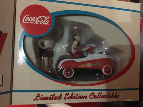 Carro De Colección A Escala Cola Cola Edición Limitada Drive