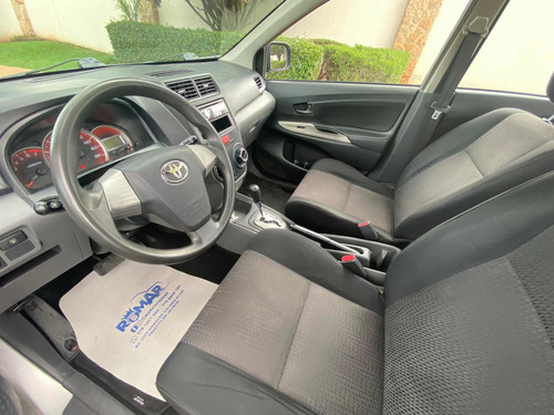 Imagen 6 de 13 de Toyota Avanza 1.5 Premium 99hp Mt 2015