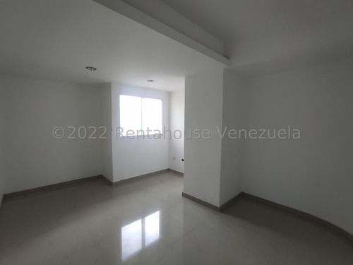 Imagen 5 de 18 de Penthouse En Venta En La Zona Centro De Maracay Db 23-16061