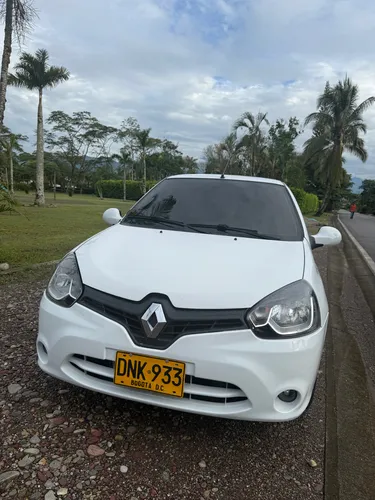 Renault CLIO STYLE 1.2 Night & Day
