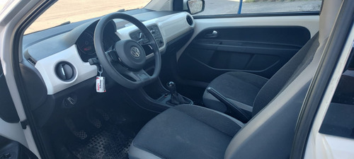 Volkswagen Up! 1.0 High Up! 75cv 3 p