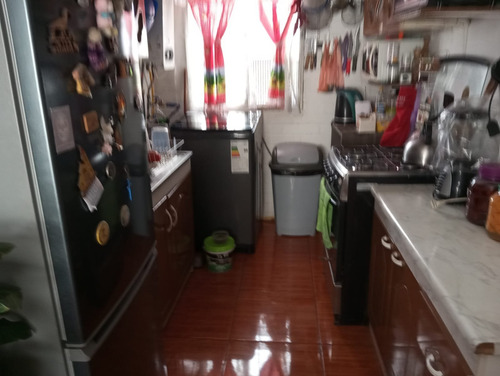 Venta De Lindo Depto. 3d, 1b. Cercano A Hospital El Pino