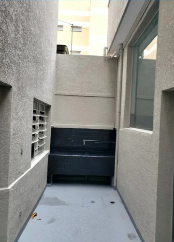Imóvel Com Duas Casas E Galpão Comercial Com 290 Metros.