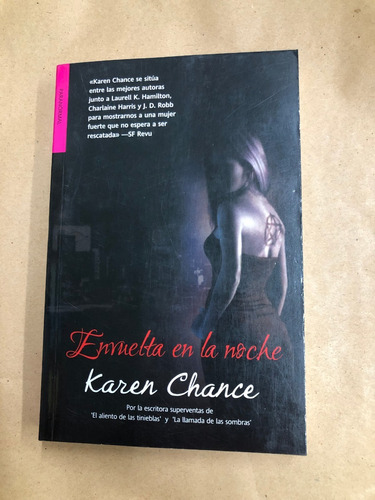 Envuelta En La Noche. Karen Chance. Pandora.  /s