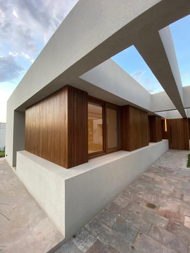 Imagen 5 de 14 de Venta Casa A Estrenar / Grand Bell 2 / City Bell