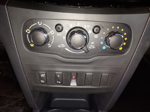 Imagen 14 de 16 de Renault Stepway Zen 2023