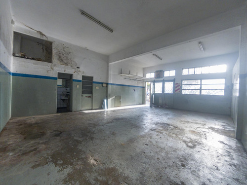 Casa 3 Amb, Lote 8,66 X 18 M En Devoto (nazarre Al 5200)
