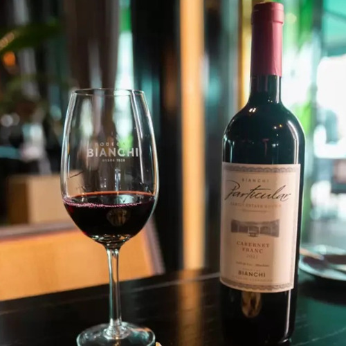 Vino Tinto Particular Cabernet Franc Bianchi 750ml Pack X3