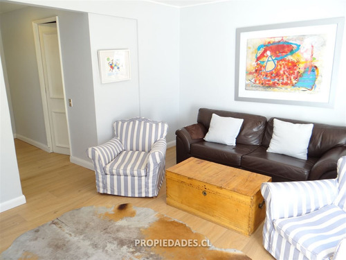 Casa En Venta De 4 Dorm. En Las Condes