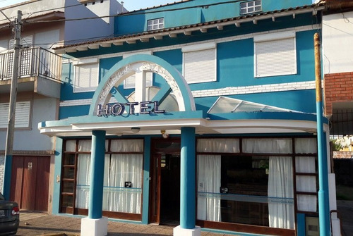 Imagen 1 de 23 de Hotel En Venta Ubicado En Costa Azul