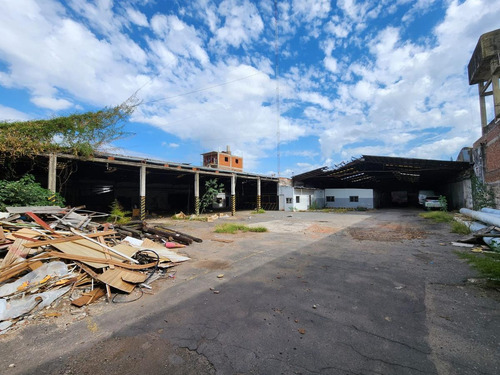 Imagen 18 de 20 de Fraccion 3217 M² C/galpón 2300 M² A Refaccionar O Demoler En San Justo