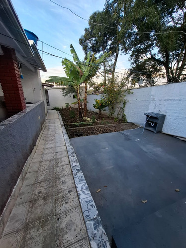 Chácara Em Condominio Fechado Em Ibiúna - 1000 M2 Terreno - Casa 3 Dormitórios Com Churrasqueira E Edícula