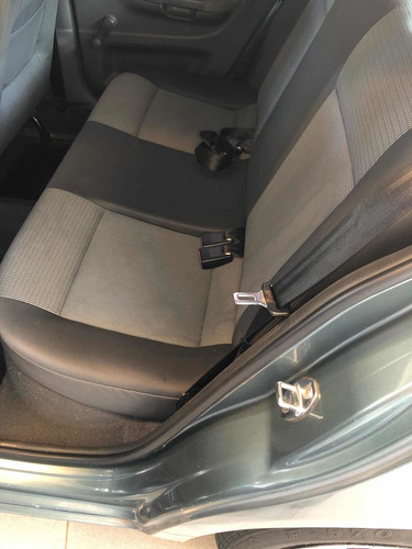 Imagen 11 de 16 de Volkswagen Gol Trend 2012 1.6 Pack I Plus 101cv