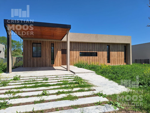 Casa En Venta En El Cantón