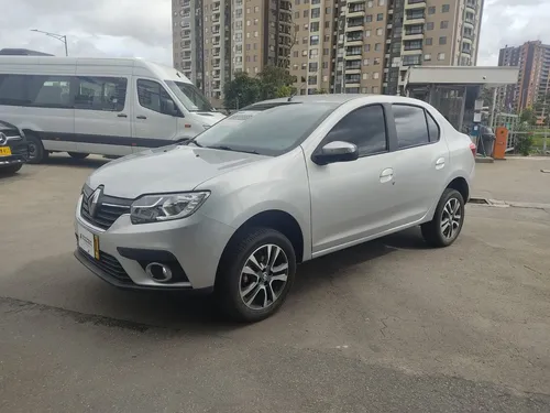 Renault Logan 1.6 Intens Aut