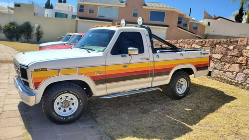 Ford F-150 Explorer V8 302