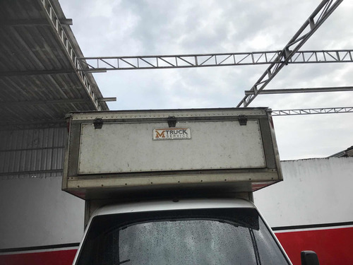 Bau Sprinter Alumínio Da Mercedes