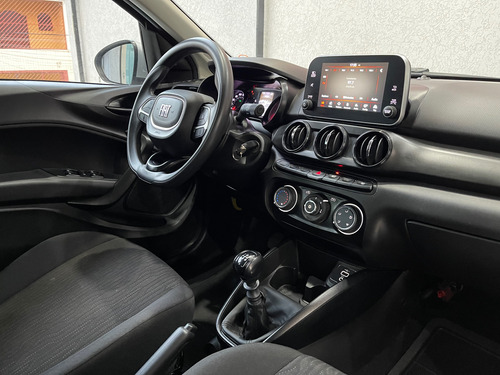 Fiat Cronos 1.0 Drive Flex 4p