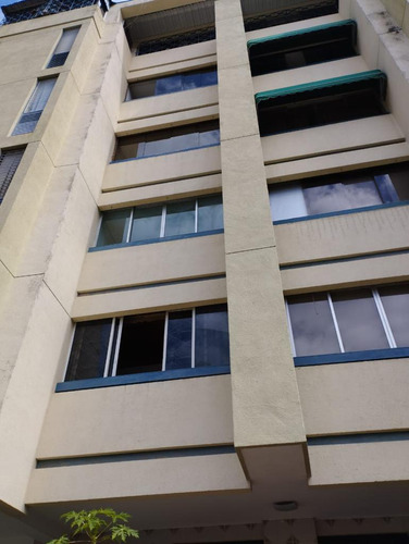 Apartamento En Venta En Cumbres De Curumo Baruta Caracas