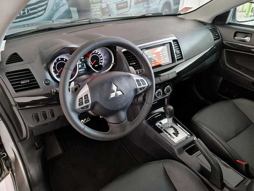 Imagem 10 de 15 de Mitsubishi Lancer Gt 2.0 Aut 2017