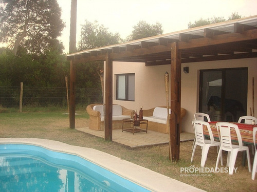 Venta - Casa Minimalista En Barrio Privado - Ref: 756