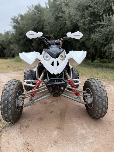 Cuatriciclo Polaris Outlaw 525