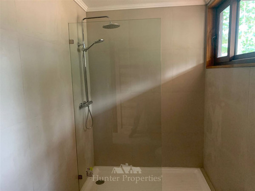 Casa En Venta De 3 Dorm. En Pichilemu